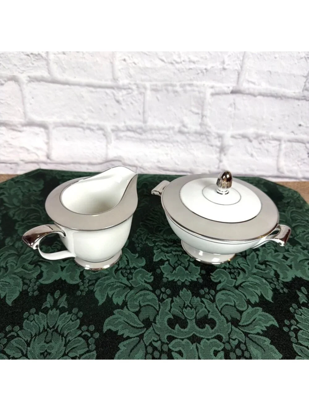 Vintage Sango Platina Sugar Bowl Lid Creamer Set  Japan MCM White Gray Platinum - Picture 2 of 16